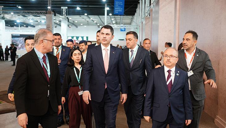Bakan Kurum, Bakü’de 13. Dünya Kentsel Forumu’na katıldı