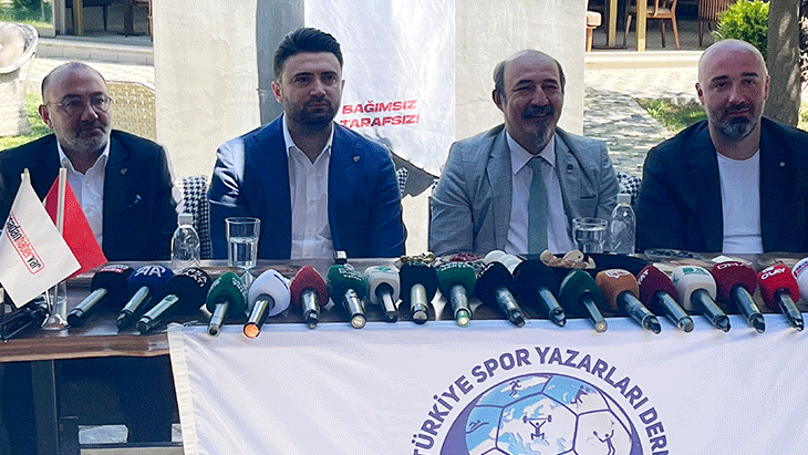 Bursaspor Başkanı Enes Çelik, transferde önceliklerini açıkladı