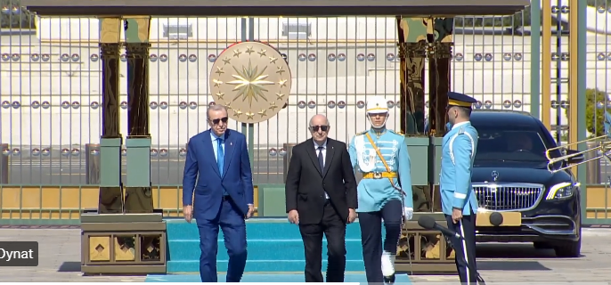 Cumhurbaşkanı Erdoğan Külliye’de Cezayir Cumhurbaşkanı Tebbun’u resmi törenle karşıladı