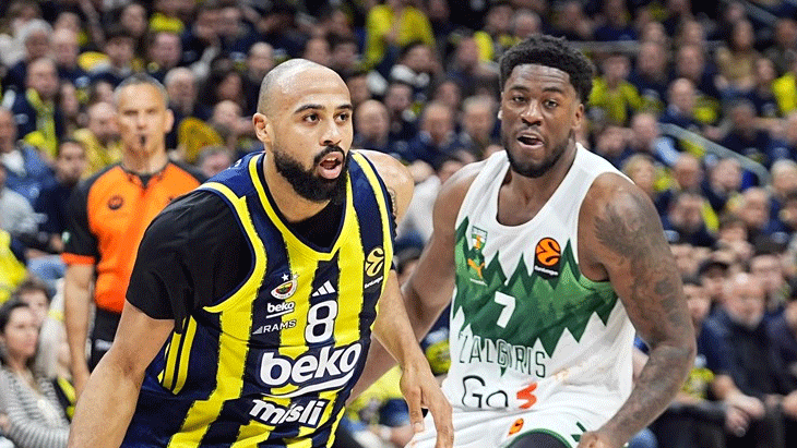 Fenerbahçe evinde farklı kazandı ve Final-Four’a göz kırptı