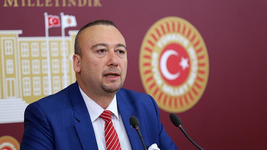 Son dakika… Görevden uzaklaştırılan Uşak Belediye Başkanı Özkan Yalım CHP’den ihraç edildi